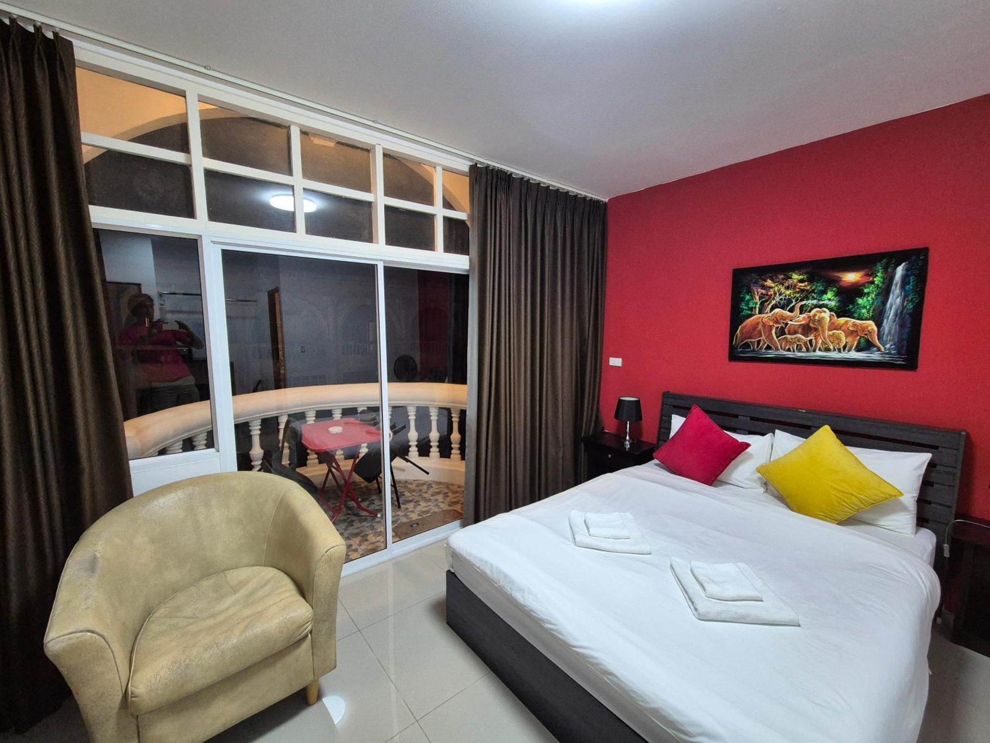 Hotel Dorothys Pattaya Exterior foto